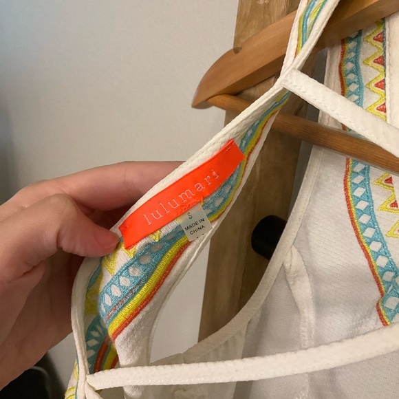 Lulumari Embroidered Open Back Top - Picture 6 of 6